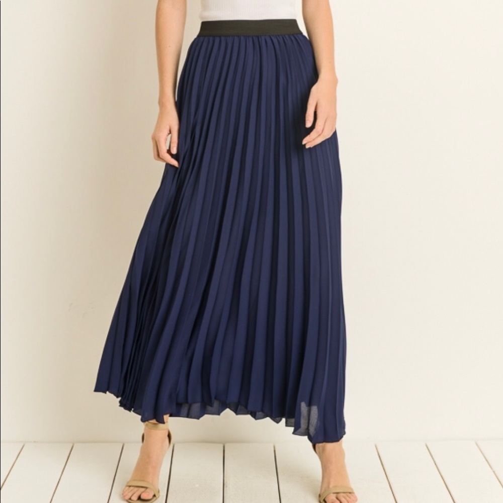 Navy Pleaded Maxi Skirt